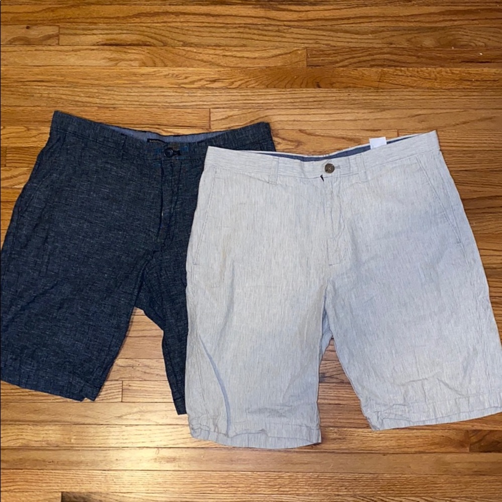 Banana Republic flat front linen shorts - grey/tan